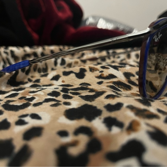 Ray-ban authentic brand new never worn paid $290 on sale - Picture 3 of 9